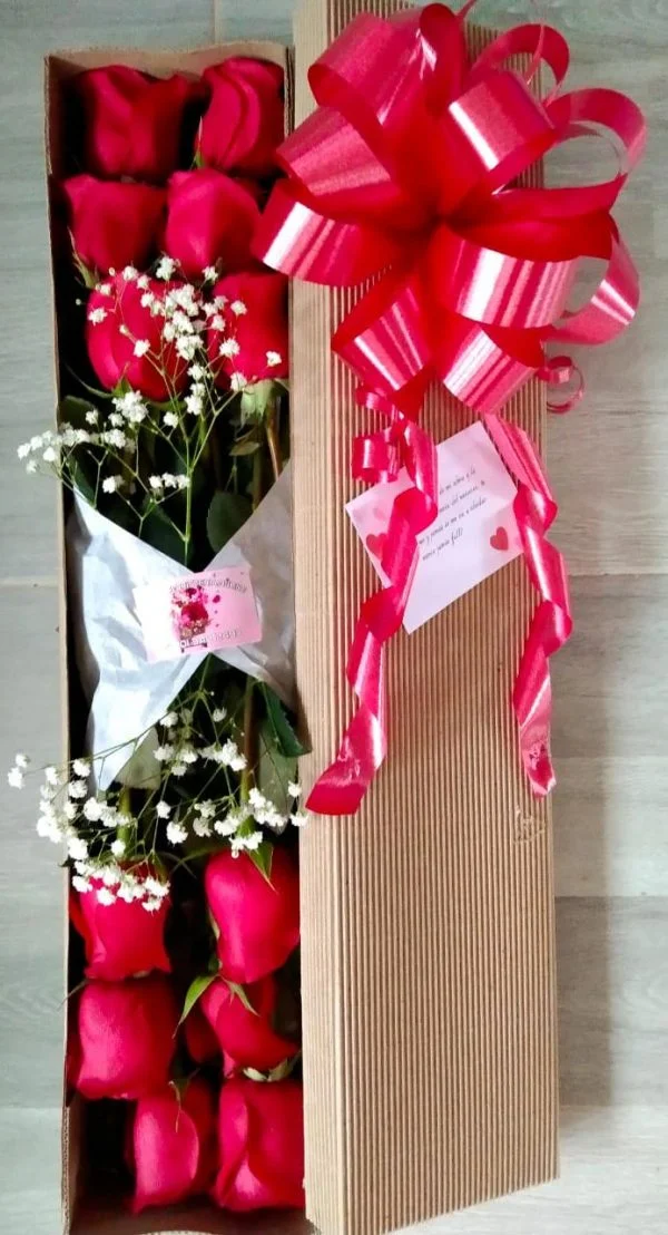 Caja 12 rosas R13